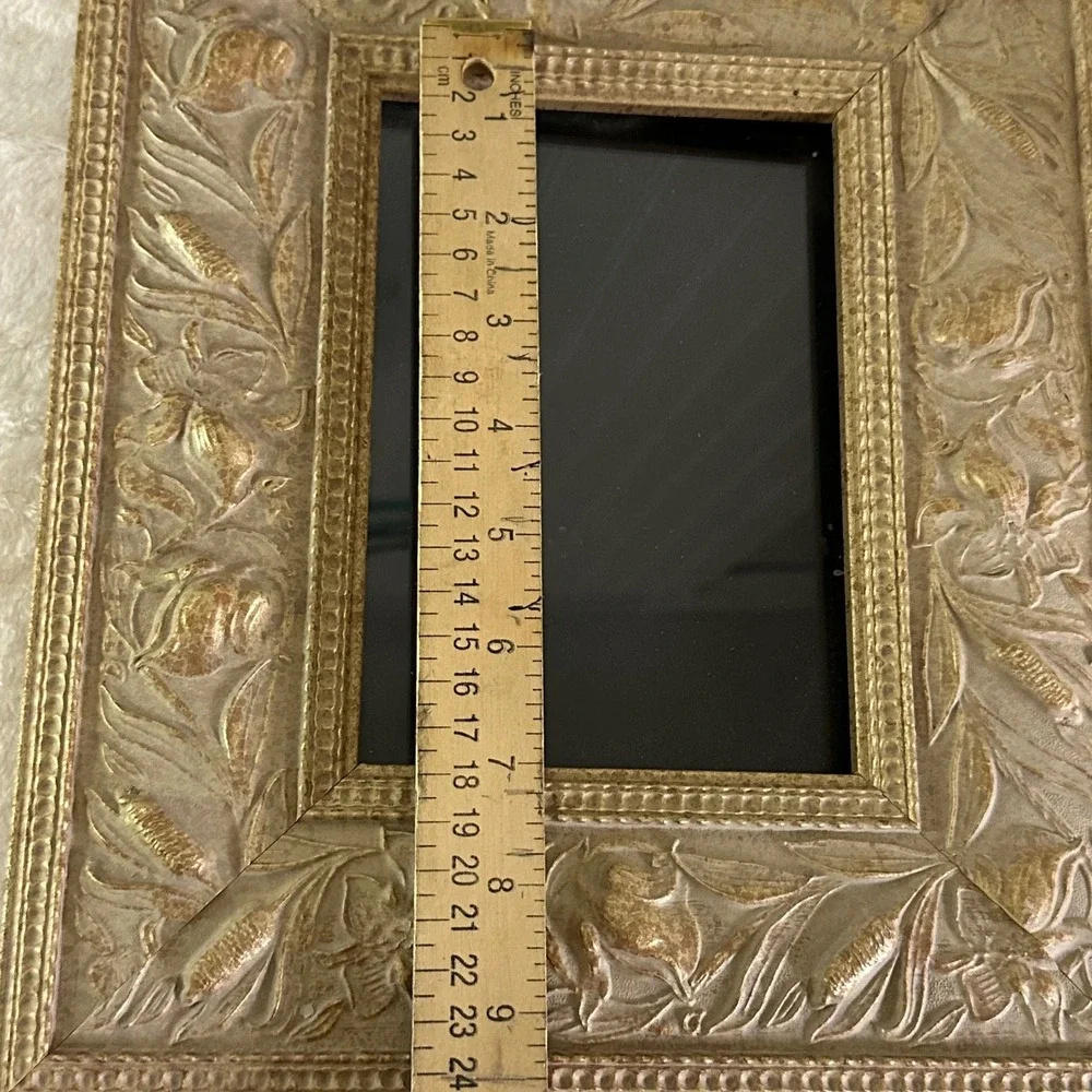 Intercraft Picture Frame Set  8x10 5x7 Brown Gold Good Solid Oak Ornate Cottage‎